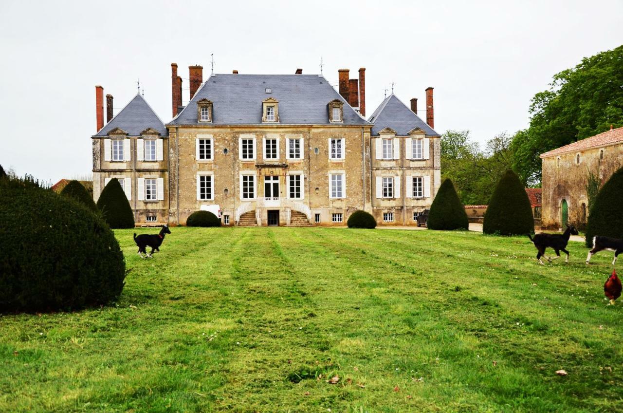 Chateau Des Noces Bazoges-en-Pareds Eksteriør bilde